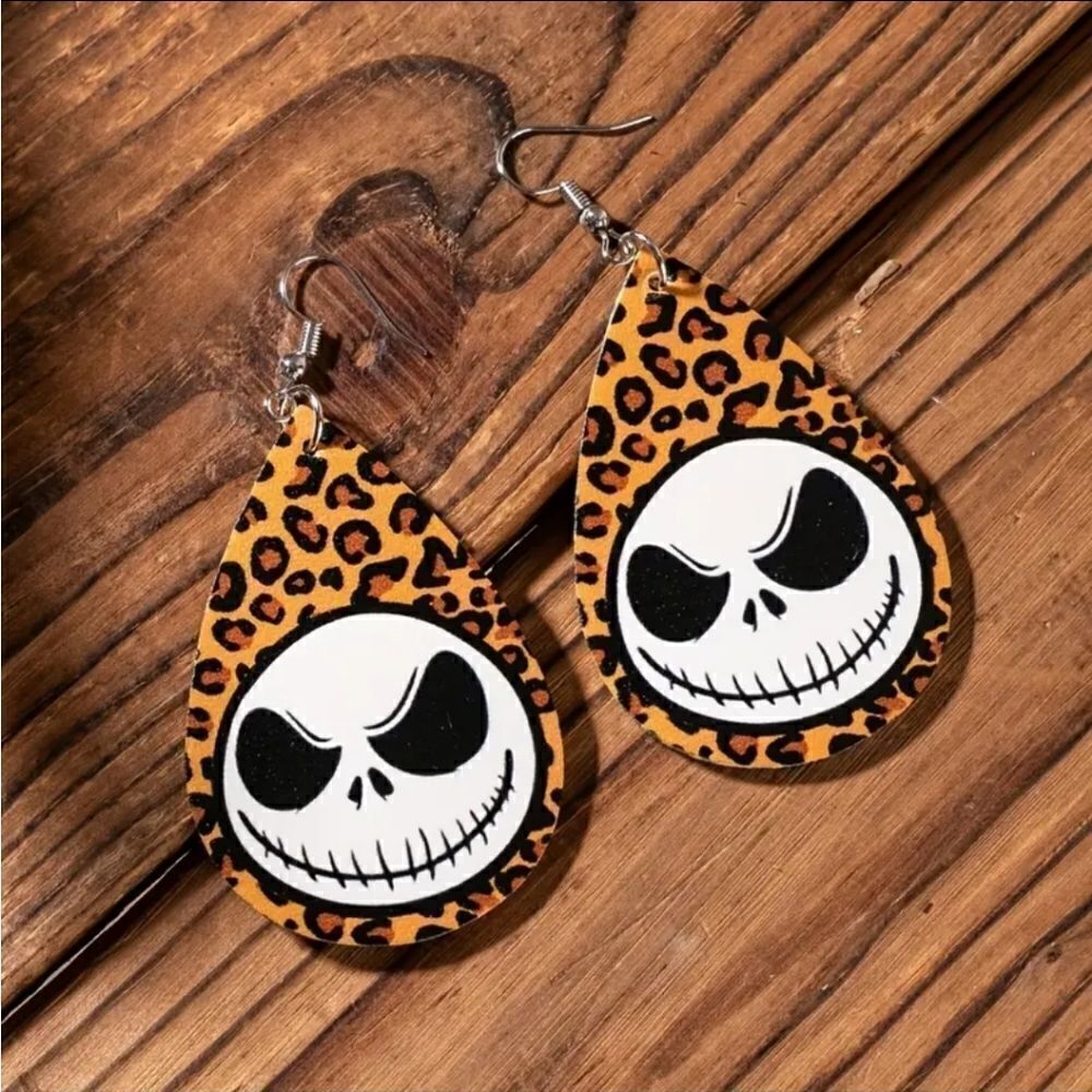 New JACK SKELLINGTON leopard print earrings